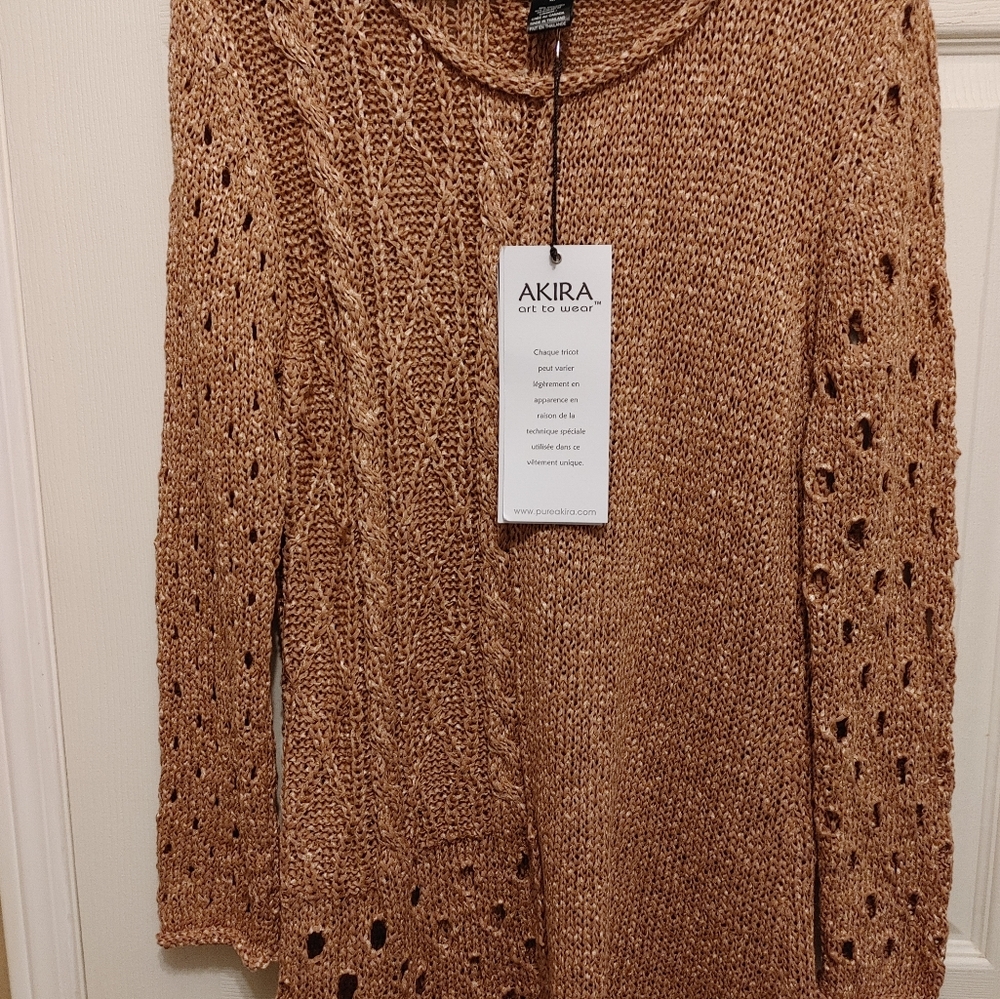 Akira Ladies Long sleeved sweater Sized Medium Brand New with Tags